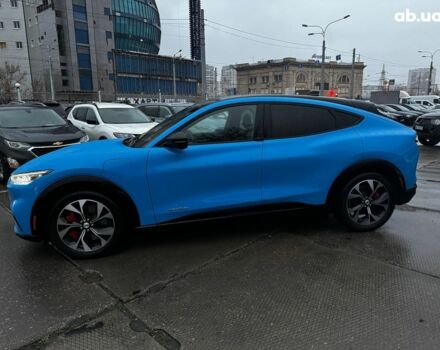 Синий Форд Mustang Mach-E, объемом двигателя 0 л и пробегом 15 тыс. км за 31890 $, фото 3 на Automoto.ua