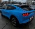 Синий Форд Mustang Mach-E, объемом двигателя 0 л и пробегом 15 тыс. км за 31890 $, фото 4 на Automoto.ua