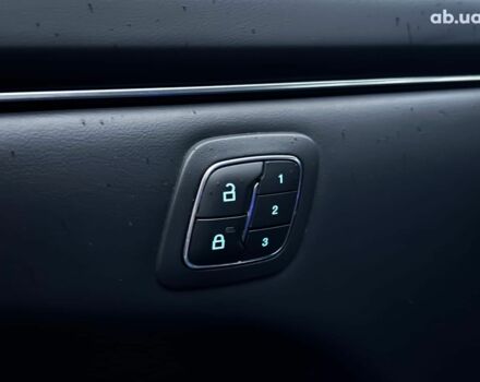 Синий Форд Mustang Mach-E, объемом двигателя 0 л и пробегом 15 тыс. км за 31890 $, фото 18 на Automoto.ua