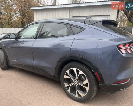 Синий Форд Mustang Mach-E, объемом двигателя 0 л и пробегом 50 тыс. км за 31500 $, фото 17 на Automoto.ua