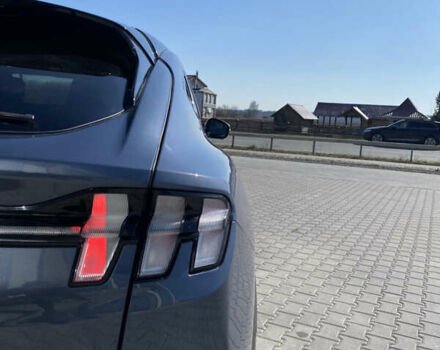 Синий Форд Mustang Mach-E, объемом двигателя 0 л и пробегом 102 тыс. км за 22900 $, фото 7 на Automoto.ua