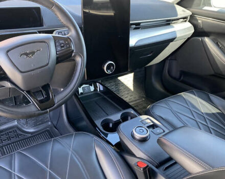 Синий Форд Mustang Mach-E, объемом двигателя 0 л и пробегом 102 тыс. км за 22900 $, фото 24 на Automoto.ua