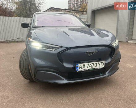 Синий Форд Mustang Mach-E, объемом двигателя 0 л и пробегом 50 тыс. км за 31500 $, фото 8 на Automoto.ua
