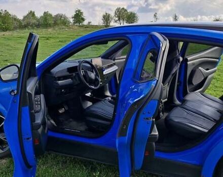 Синий Форд Mustang Mach-E, объемом двигателя 0 л и пробегом 69 тыс. км за 27300 $, фото 13 на Automoto.ua