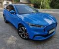 Синий Форд Mustang Mach-E, объемом двигателя 0 л и пробегом 69 тыс. км за 27300 $, фото 8 на Automoto.ua