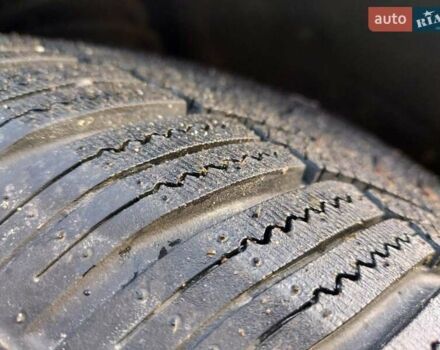 Синий Форд Mustang Mach-E, объемом двигателя 0 л и пробегом 107 тыс. км за 21600 $, фото 25 на Automoto.ua