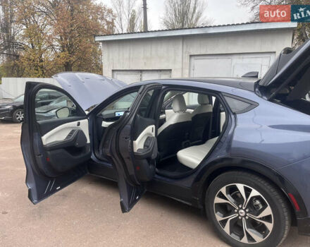 Синий Форд Mustang Mach-E, объемом двигателя 0 л и пробегом 50 тыс. км за 31500 $, фото 29 на Automoto.ua