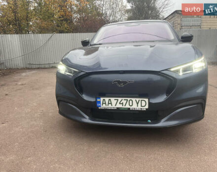 Синий Форд Mustang Mach-E, объемом двигателя 0 л и пробегом 50 тыс. км за 31500 $, фото 7 на Automoto.ua