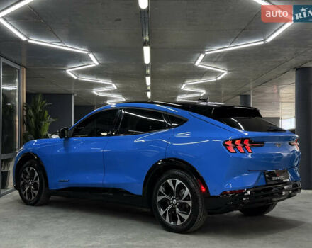 Синий Форд Mustang Mach-E, объемом двигателя 0 л и пробегом 12 тыс. км за 29500 $, фото 9 на Automoto.ua