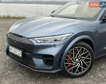 Синий Форд Mustang Mach-E, объемом двигателя 0 л и пробегом 8 тыс. км за 34950 $, фото 8 на Automoto.ua