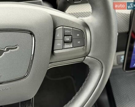 Синий Форд Mustang Mach-E, объемом двигателя 0 л и пробегом 37 тыс. км за 25200 $, фото 110 на Automoto.ua