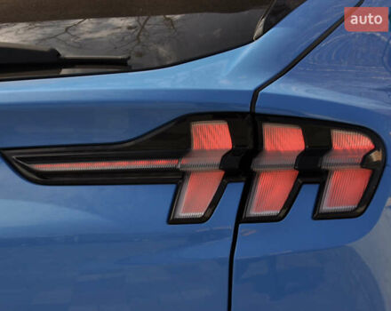 Синий Форд Mustang Mach-E, объемом двигателя 0 л и пробегом 57 тыс. км за 35000 $, фото 17 на Automoto.ua