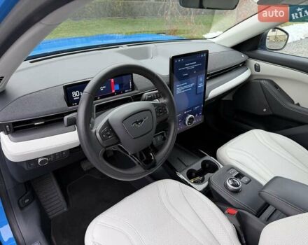 Синий Форд Mustang Mach-E, объемом двигателя 0 л и пробегом 37 тыс. км за 25200 $, фото 75 на Automoto.ua