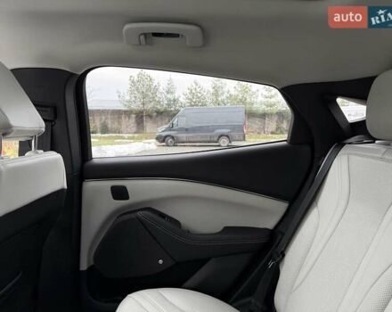 Синий Форд Mustang Mach-E, объемом двигателя 0 л и пробегом 37 тыс. км за 25200 $, фото 117 на Automoto.ua