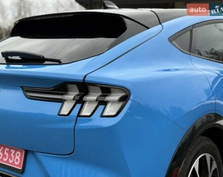 Синий Форд Mustang Mach-E, объемом двигателя 0 л и пробегом 37 тыс. км за 25200 $, фото 48 на Automoto.ua