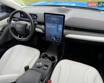 Синий Форд Mustang Mach-E, объемом двигателя 0 л и пробегом 37 тыс. км за 25200 $, фото 108 на Automoto.ua