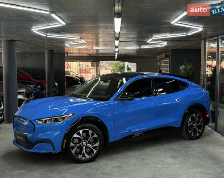 Синий Форд Mustang Mach-E, объемом двигателя 0 л и пробегом 12 тыс. км за 29500 $, фото 4 на Automoto.ua