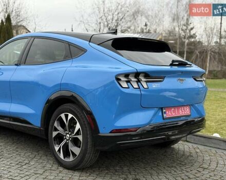 Синий Форд Mustang Mach-E, объемом двигателя 0 л и пробегом 37 тыс. км за 25200 $, фото 15 на Automoto.ua