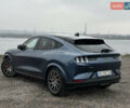 Синий Форд Mustang Mach-E, объемом двигателя 0 л и пробегом 8 тыс. км за 34950 $, фото 5 на Automoto.ua