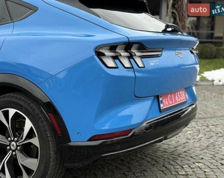 Синий Форд Mustang Mach-E, объемом двигателя 0 л и пробегом 37 тыс. км за 25200 $, фото 30 на Automoto.ua