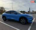 Синий Форд Mustang Mach-E, объемом двигателя 0 л и пробегом 27 тыс. км за 24900 $, фото 4 на Automoto.ua