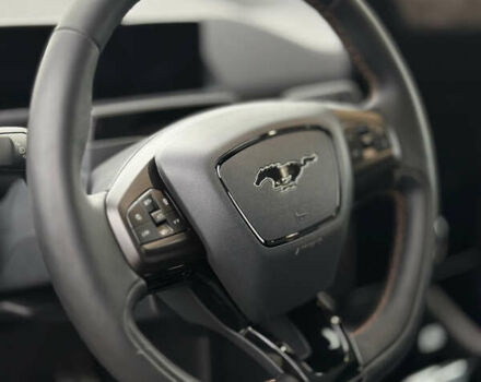 Синий Форд Mustang Mach-E, объемом двигателя 0 л и пробегом 8 тыс. км за 34950 $, фото 18 на Automoto.ua