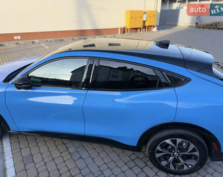 Синий Форд Mustang Mach-E, объемом двигателя 0 л и пробегом 30 тыс. км за 28500 $, фото 13 на Automoto.ua