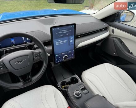 Синий Форд Mustang Mach-E, объемом двигателя 0 л и пробегом 37 тыс. км за 25200 $, фото 106 на Automoto.ua