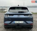 Синий Форд Mustang Mach-E, объемом двигателя 0 л и пробегом 8 тыс. км за 34950 $, фото 4 на Automoto.ua