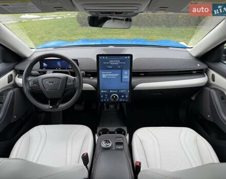 Синий Форд Mustang Mach-E, объемом двигателя 0 л и пробегом 37 тыс. км за 25200 $, фото 104 на Automoto.ua