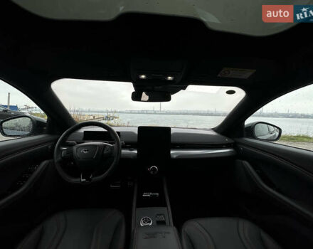 Синий Форд Mustang Mach-E, объемом двигателя 0 л и пробегом 8 тыс. км за 34950 $, фото 14 на Automoto.ua