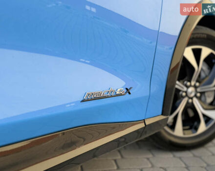Синий Форд Mustang Mach-E, объемом двигателя 0 л и пробегом 30 тыс. км за 28500 $, фото 8 на Automoto.ua