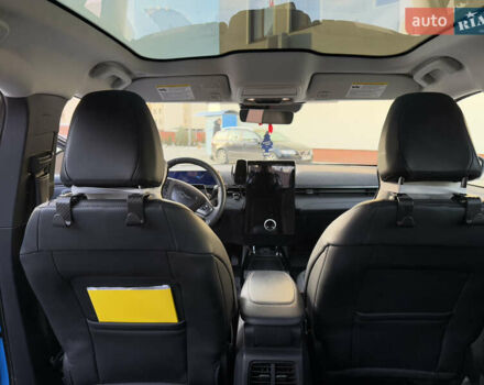 Синий Форд Mustang Mach-E, объемом двигателя 0 л и пробегом 30 тыс. км за 28500 $, фото 34 на Automoto.ua