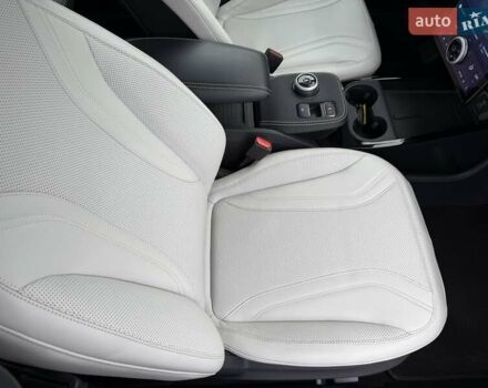 Синий Форд Mustang Mach-E, объемом двигателя 0 л и пробегом 37 тыс. км за 25200 $, фото 100 на Automoto.ua