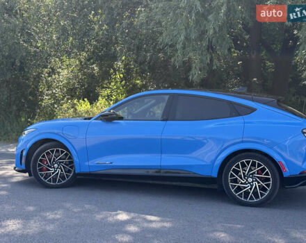 Синий Форд Mustang Mach-E, объемом двигателя 0 л и пробегом 50 тыс. км за 32700 $, фото 5 на Automoto.ua