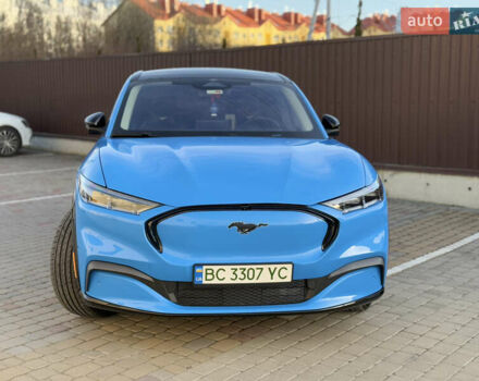 Синий Форд Mustang Mach-E, объемом двигателя 0 л и пробегом 30 тыс. км за 28500 $, фото 1 на Automoto.ua