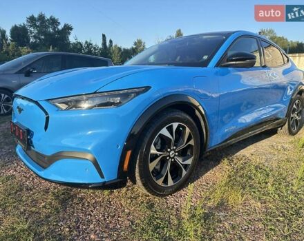 Синий Форд Mustang Mach-E, объемом двигателя 0 л и пробегом 90 тыс. км за 24999 $, фото 18 на Automoto.ua