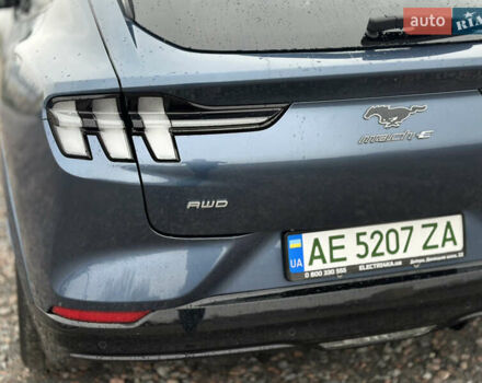 Синий Форд Mustang Mach-E, объемом двигателя 0 л и пробегом 8 тыс. км за 34950 $, фото 12 на Automoto.ua