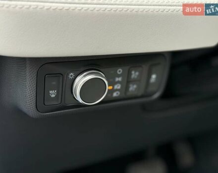 Синий Форд Mustang Mach-E, объемом двигателя 0 л и пробегом 37 тыс. км за 25200 $, фото 70 на Automoto.ua