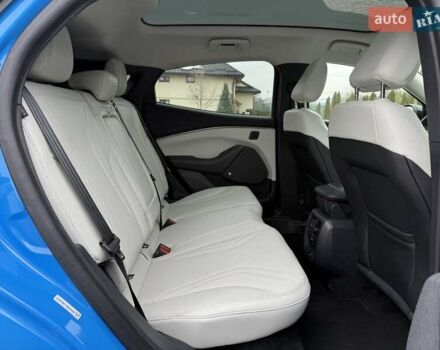 Синий Форд Mustang Mach-E, объемом двигателя 0 л и пробегом 37 тыс. км за 25200 $, фото 88 на Automoto.ua