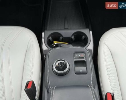 Синий Форд Mustang Mach-E, объемом двигателя 0 л и пробегом 37 тыс. км за 25200 $, фото 113 на Automoto.ua