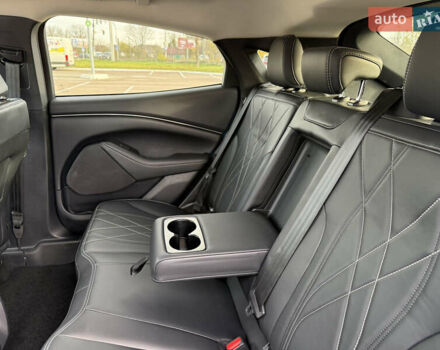 Синий Форд Mustang Mach-E, объемом двигателя 0 л и пробегом 27 тыс. км за 24900 $, фото 17 на Automoto.ua