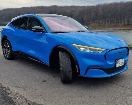 Синій Форд Mustang Mach-E, об'ємом двигуна 0 л та пробігом 23 тис. км за 42450 $, фото 4 на Automoto.ua