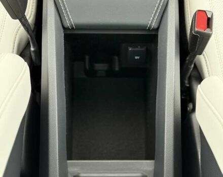 Синий Форд Mustang Mach-E, объемом двигателя 0 л и пробегом 37 тыс. км за 25200 $, фото 116 на Automoto.ua