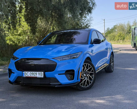 Синий Форд Mustang Mach-E, объемом двигателя 0 л и пробегом 50 тыс. км за 32700 $, фото 1 на Automoto.ua