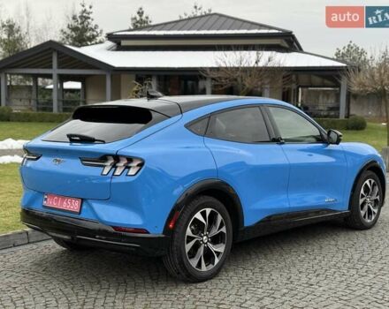 Синий Форд Mustang Mach-E, объемом двигателя 0 л и пробегом 37 тыс. км за 25200 $, фото 1 на Automoto.ua