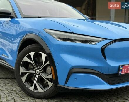 Синий Форд Mustang Mach-E, объемом двигателя 0 л и пробегом 37 тыс. км за 25200 $, фото 51 на Automoto.ua