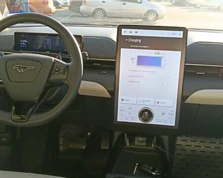 Синій Форд Mustang Mach-E, об'ємом двигуна 0 л та пробігом 25 тис. км за 29900 $, фото 6 на Automoto.ua