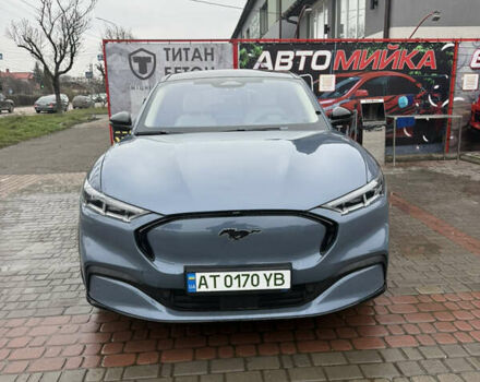 Синий Форд Mustang Mach-E, объемом двигателя 0 л и пробегом 10 тыс. км за 30500 $, фото 11 на Automoto.ua