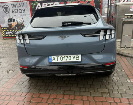 Синий Форд Mustang Mach-E, объемом двигателя 0 л и пробегом 10 тыс. км за 30500 $, фото 4 на Automoto.ua